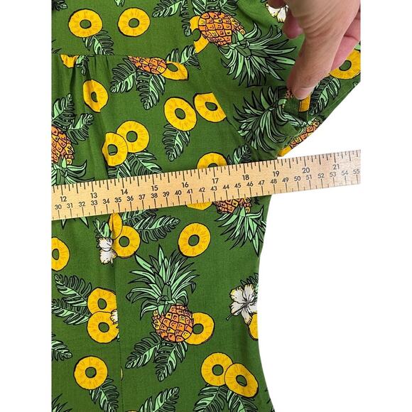 Collectif x ModCloth Pineapple Print Button Blouse Green Retro Size M - Picture 7 of 12